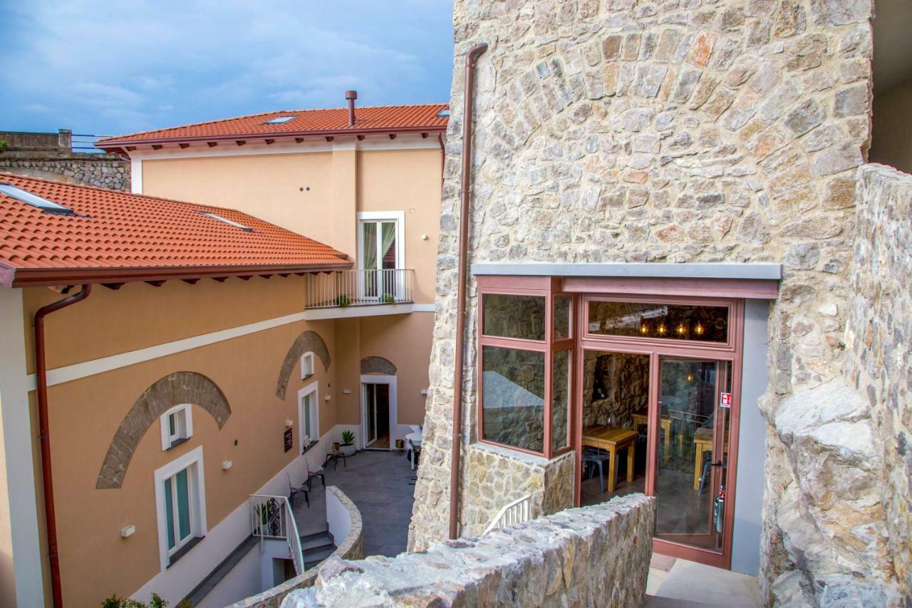 La Fornace Relais & Spa Кастеламаре ди Стабия Екстериор снимка